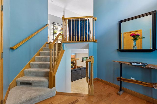 1417 Mcknight Circle, Victoria, MN 55386