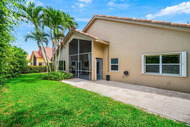 6141 Hook Lane, Boynton Beach, FL 33437