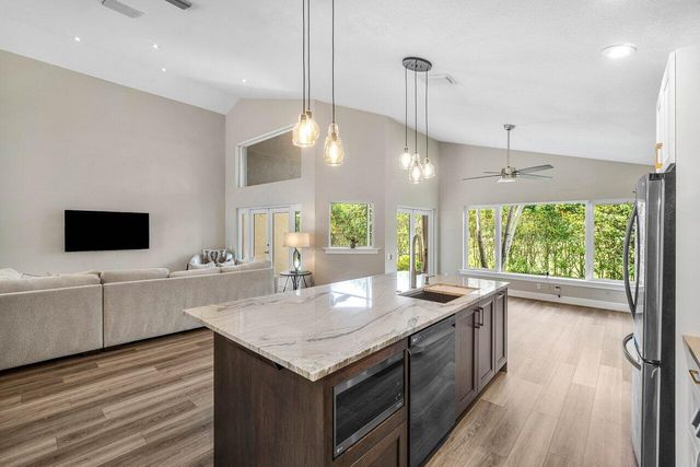 6141 Hook Lane, Boynton Beach, FL 33437