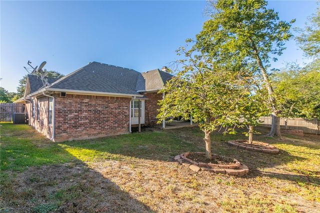 9120 Monarch Drive, Waco, TX 76712