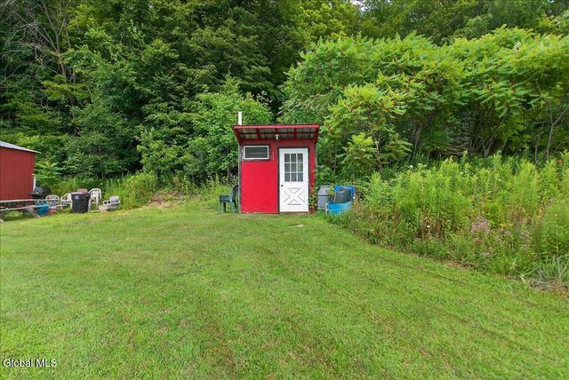 69 James Road, Hebron, NY 12865