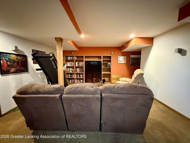 1933 Fairmont Street, Lansing, MI 48911