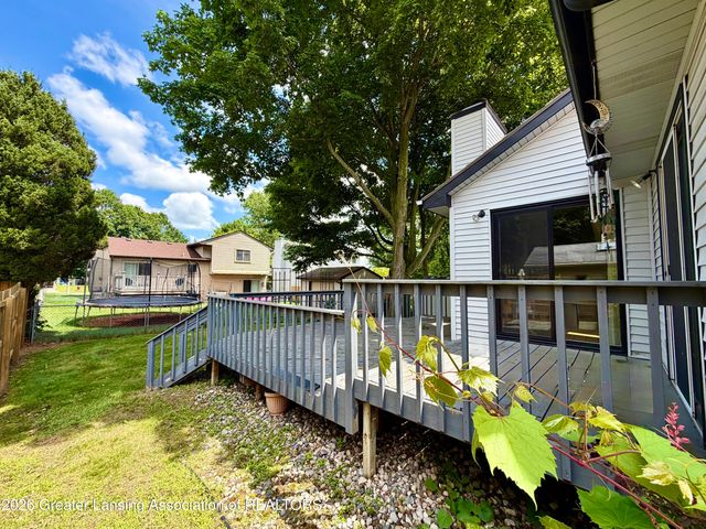 1933 Fairmont Street, Lansing, MI 48911