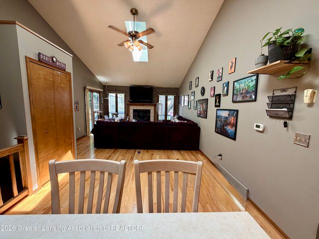 1933 Fairmont Street, Lansing, MI 48911