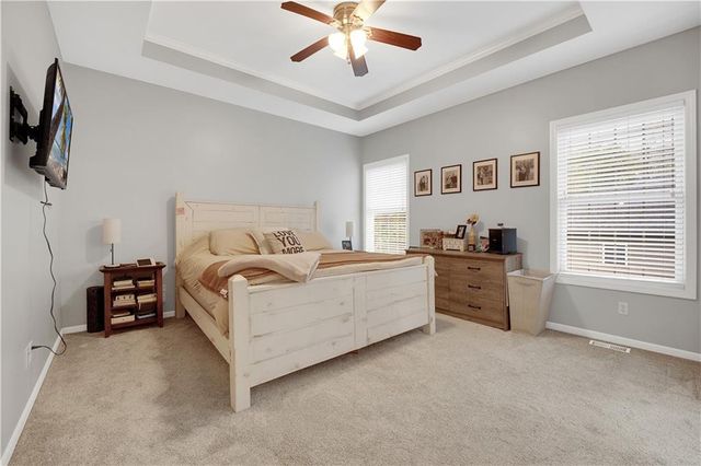 211 Westgate Circle, Warrensburg, MO 64093