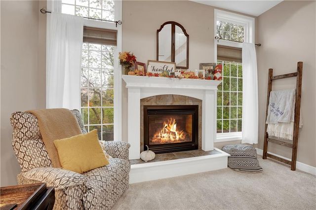 211 Westgate Circle, Warrensburg, MO 64093