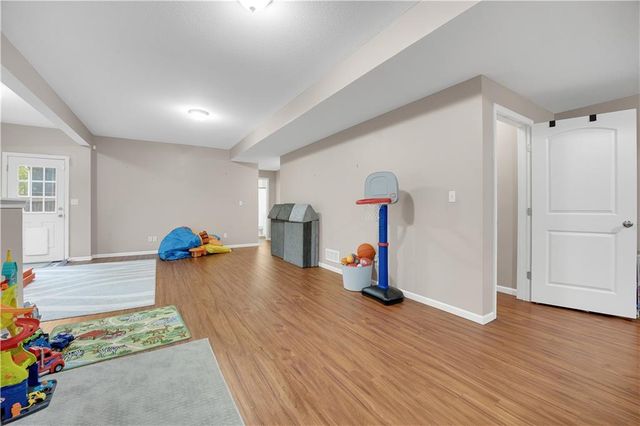 211 Westgate Circle, Warrensburg, MO 64093