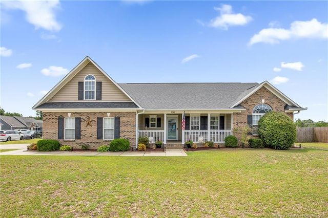 5744 Azure Drive, Hope Mills, NC 28348