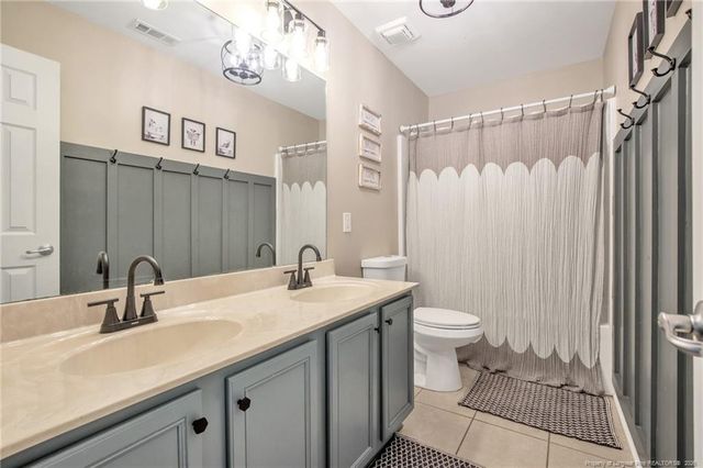 5744 Azure Drive, Hope Mills, NC 28348