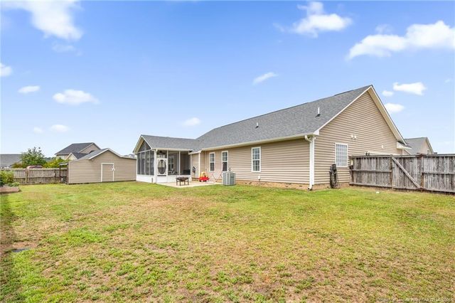 5744 Azure Drive, Hope Mills, NC 28348