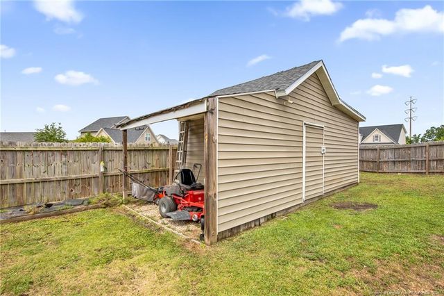 5744 Azure Drive, Hope Mills, NC 28348