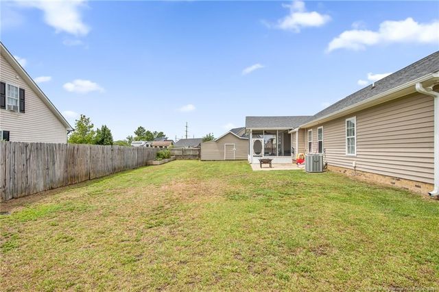 5744 Azure Drive, Hope Mills, NC 28348