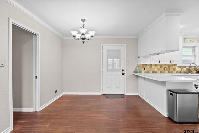 3217 Libbie St, Tyler, TX 75707