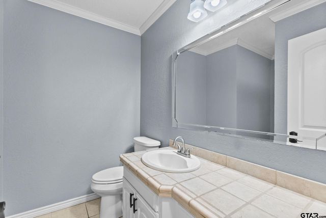 3217 Libbie St, Tyler, TX 75707