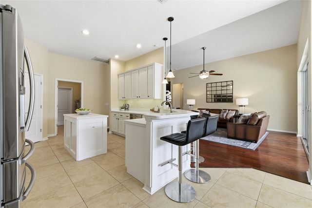 11902 WANDSWORTH DRIVE, Tampa, FL 33626