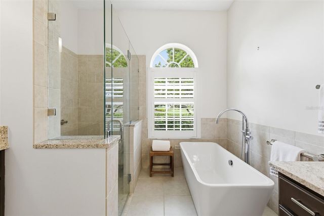 11902 WANDSWORTH DRIVE, Tampa, FL 33626