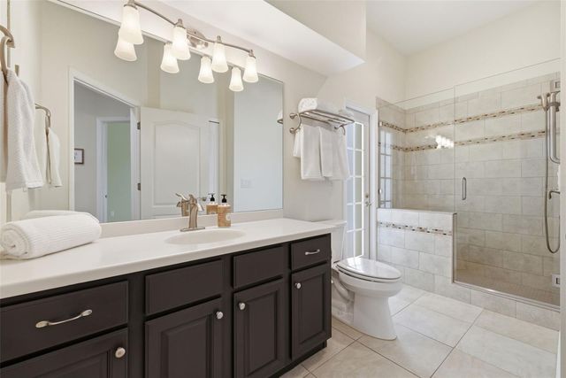 11902 WANDSWORTH DRIVE, Tampa, FL 33626