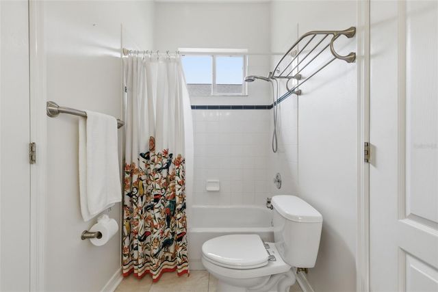 11902 WANDSWORTH DRIVE, Tampa, FL 33626