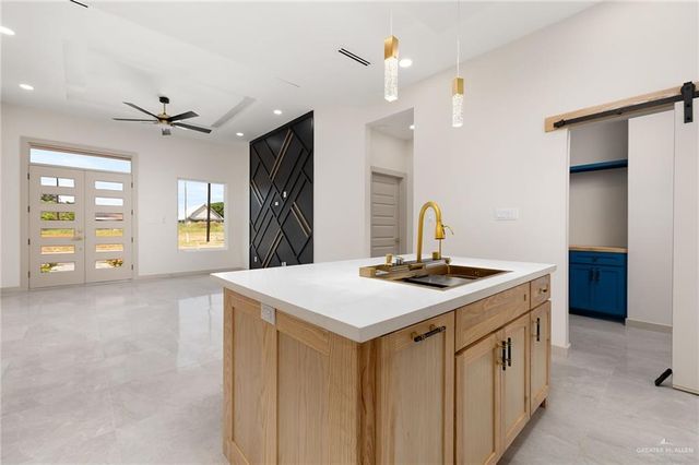 5700 Kingsley Lane, Edinburg, TX 78542