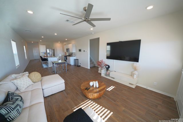 6611 Copper King, San Antonio, TX 78252