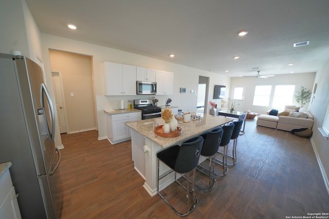 6611 Copper King, San Antonio, TX 78252