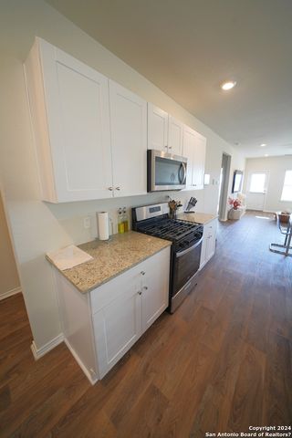 6611 Copper King, San Antonio, TX 78252