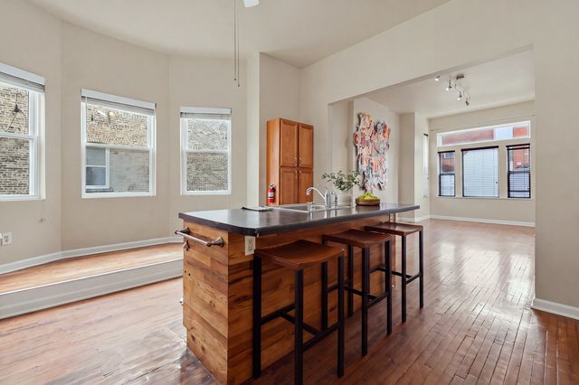 1233 S Spaulding Avenue, Chicago, IL 60623