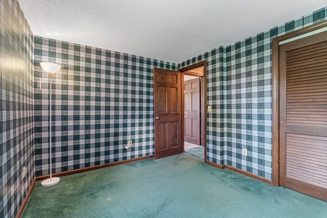 28 Pine Street, South Hadley, MA 01075