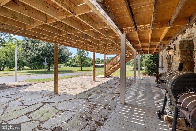 6403 PAHAGACO RD, Spring Grove, PA 17362