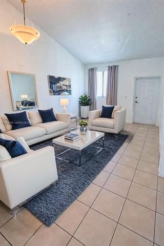 2811 SE 17th Avenue 210, Homestead, FL 33035