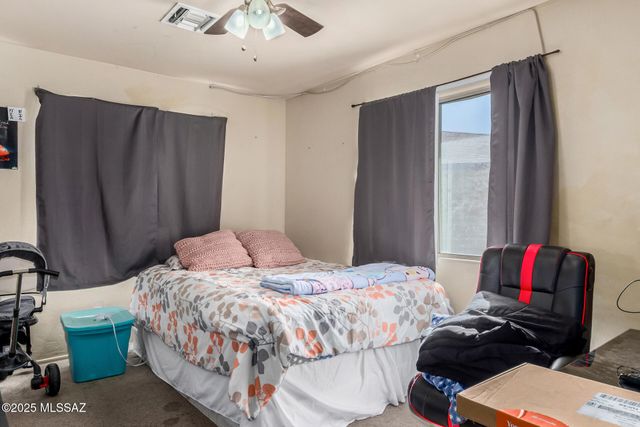 206 E Yavapai Road, Tucson, AZ 85705