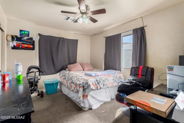 206 E Yavapai Road, Tucson, AZ 85705