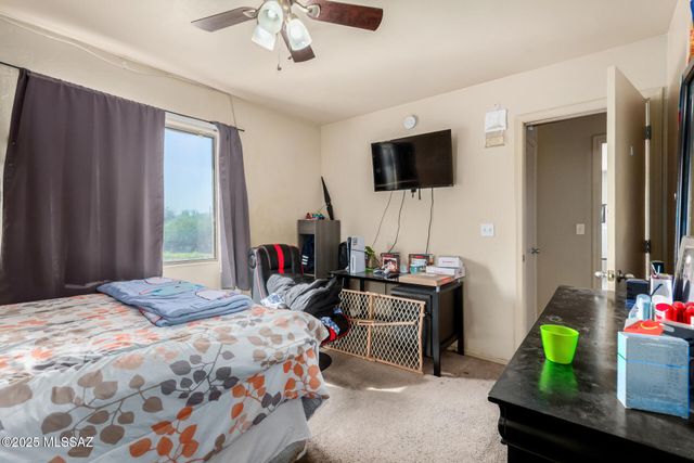 206 E Yavapai Road, Tucson, AZ 85705