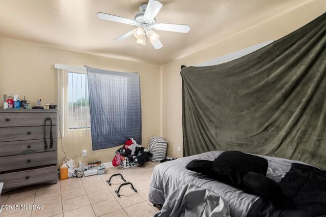 206 E Yavapai Road, Tucson, AZ 85705