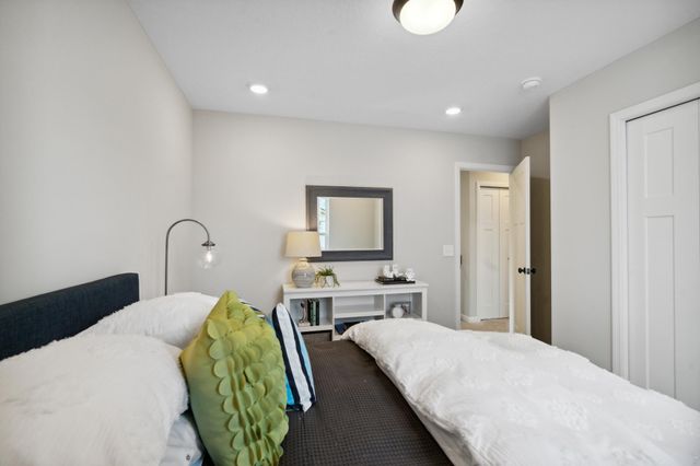 15500 Goodview Avenue N, Hugo, MN 55038