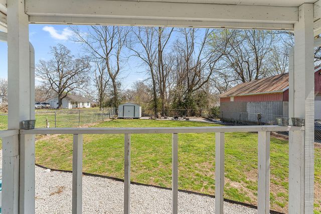 1340 N Brown Avenue, Springfield, MO 65802