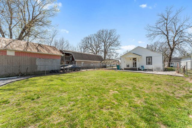 1340 N Brown Avenue, Springfield, MO 65802