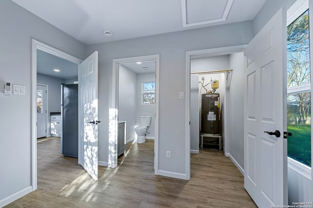 263 S GRAPE AVE, New Braunfels, TX 78130
