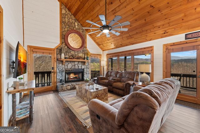 297 Tall Timber Mountain Road, Blue Ridge, GA 30513