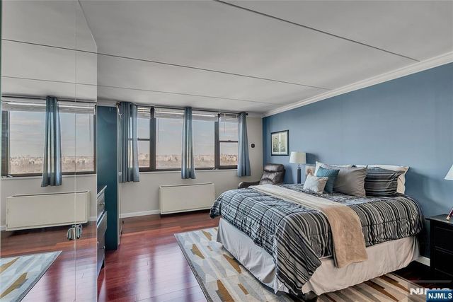 250 Gorge 21B, Cliffside Park, NJ 07010