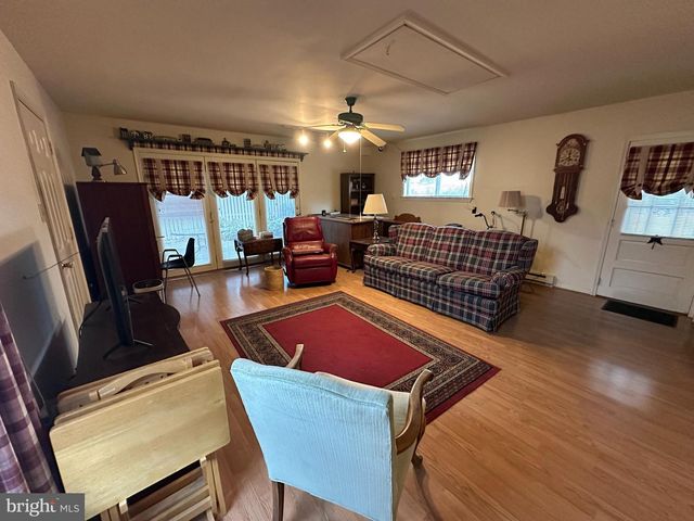 13632 PARADISE CHURCH RD, Hagerstown, MD 21742