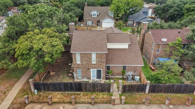 16715 Henderson Pass, San Antonio, TX 78232