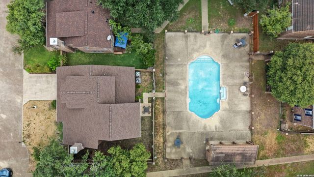 16715 Henderson Pass, San Antonio, TX 78232