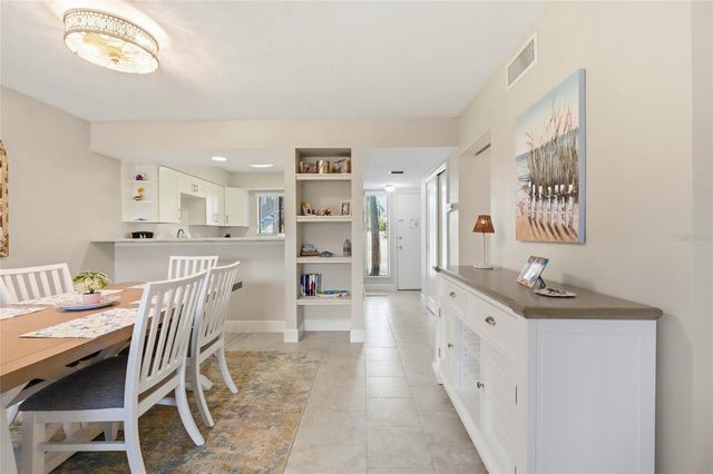 1801 GULF DRIVE N 114, Bradenton Beach, FL 34217