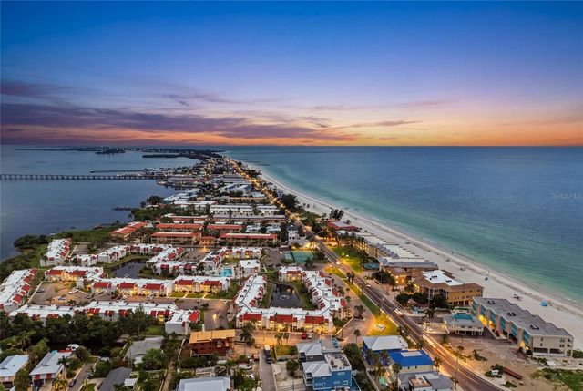 1801 GULF DRIVE N 114, Bradenton Beach, FL 34217