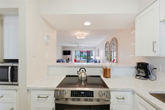 1801 GULF DRIVE N 114, Bradenton Beach, FL 34217