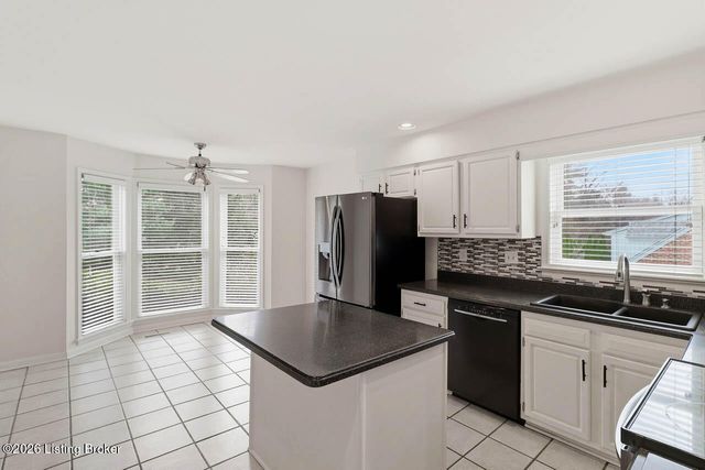 3504 Locust Ct, Prospect, KY 40059