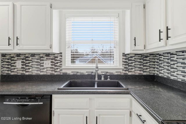 3504 Locust Ct, Prospect, KY 40059