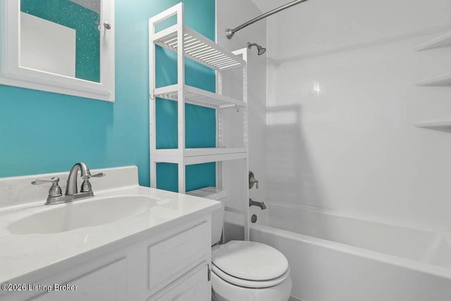 3504 Locust Ct, Prospect, KY 40059