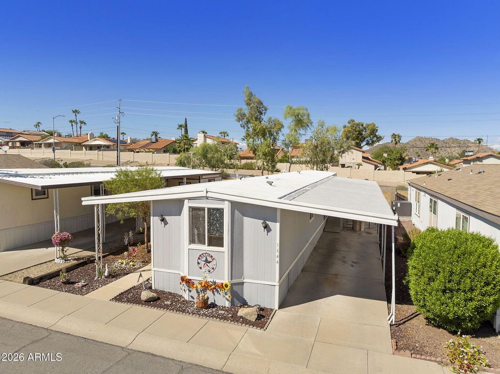 1644 E Villa Rita Drive, Phoenix, AZ 85022 — photo 2